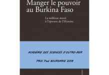 “Manger le pouvoir au Burkina Faso, La noblesse mossi à l’épreuve de l’histoire”, un livre de Benoit Beucher couverture