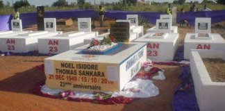 ouaga_3_la_tombe.jpg